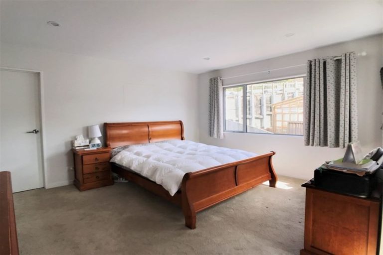 Photo of property in 53 Golden Morning Drive, Albany Heights, Auckland, 0632