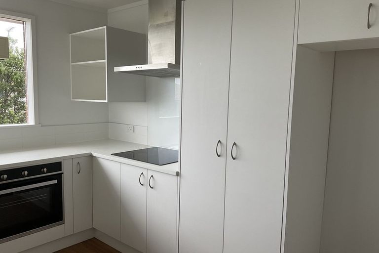 Photo of property in 2/28 Norman Road, Hauraki, Auckland, 0622