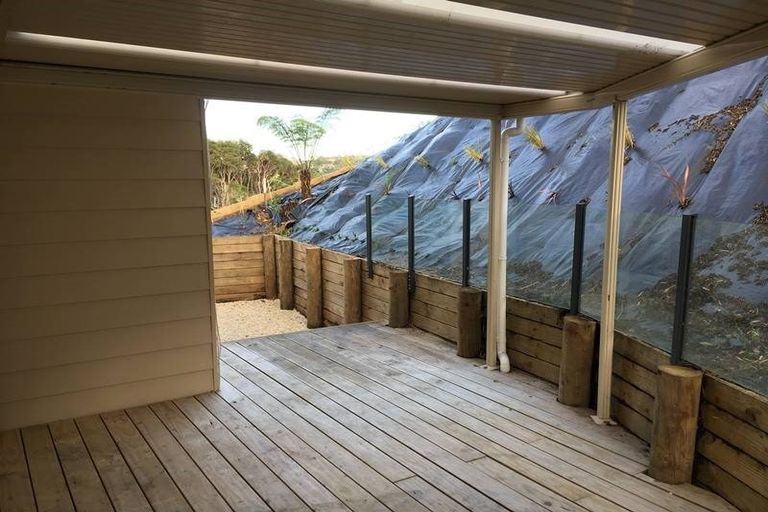 Photo of property in 46a Don Buck Road, Massey, Auckland, 0614