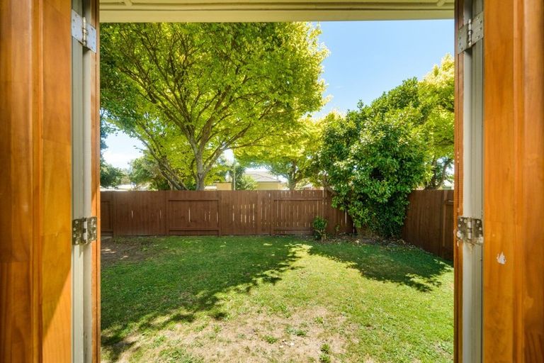 Photo of property in 26 Keeling Street, West End, Palmerston North, 4412