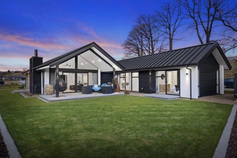 Photo of property in 119 West Meadows Drive, Wanaka, 9305