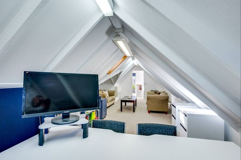 Photo of property in 810 Heretaunga Street East, Parkvale, Hastings, 4122