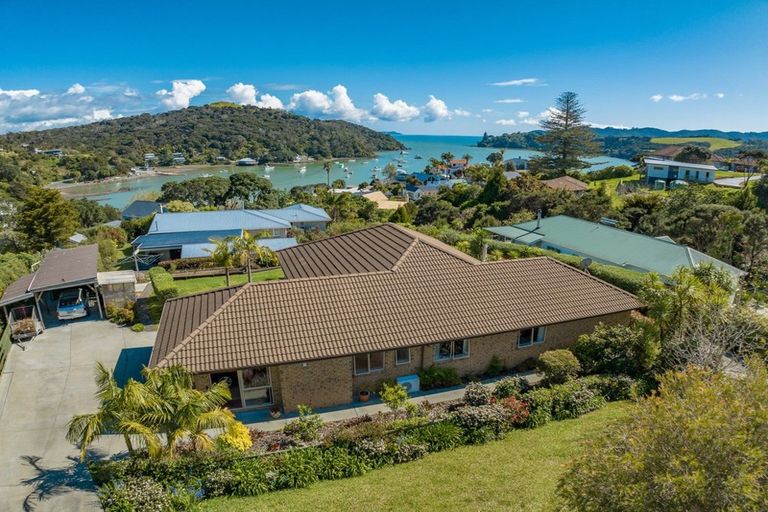 Photo of property in 6 Ranginui Street, Mangonui, 0420