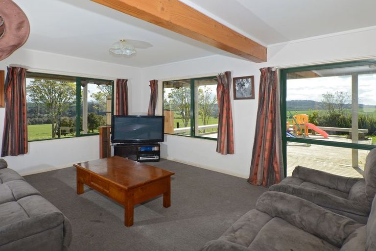 Photo of property in 310 Gumtown Road, Te Kamo, Kamo, 0185