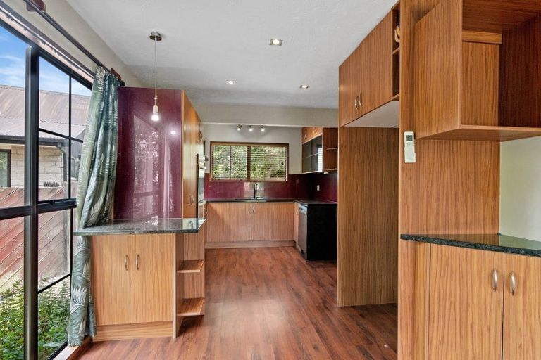 Photo of property in 60 Solomon Avenue, Redwood, Christchurch, 8051