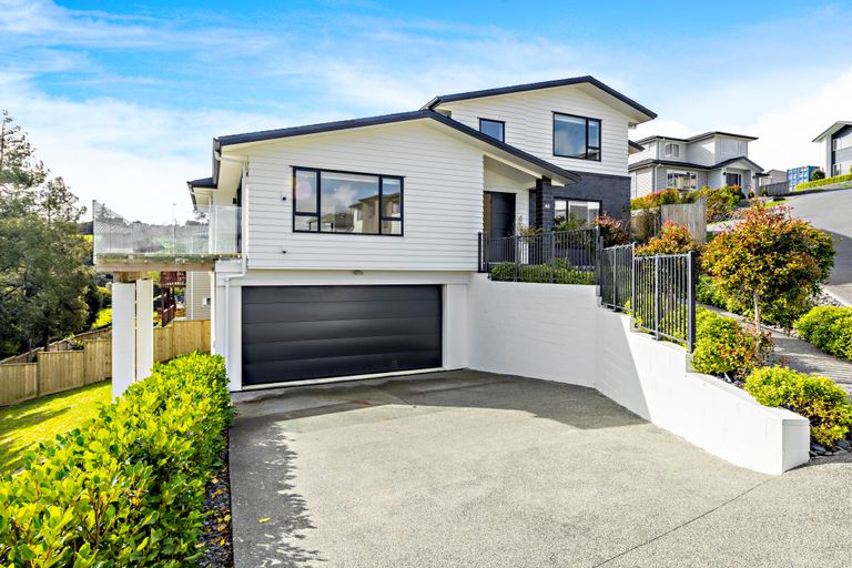 Photo of property in 40 Dawood Place, The Gardens, Auckland, 2105