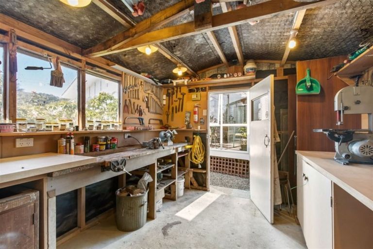 Photo of property in 1 Jay Street, Paparangi, Wellington, 6037