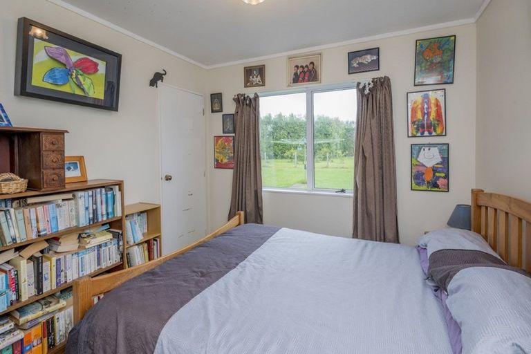 Photo of property in 71 Whelans Road, Levin, 5571