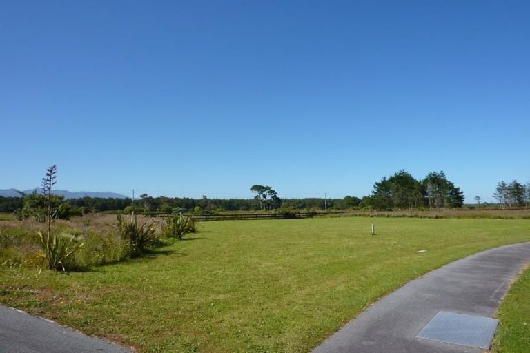Photo of property in 3 Elley Drive, Carters Beach, Westport, 7825