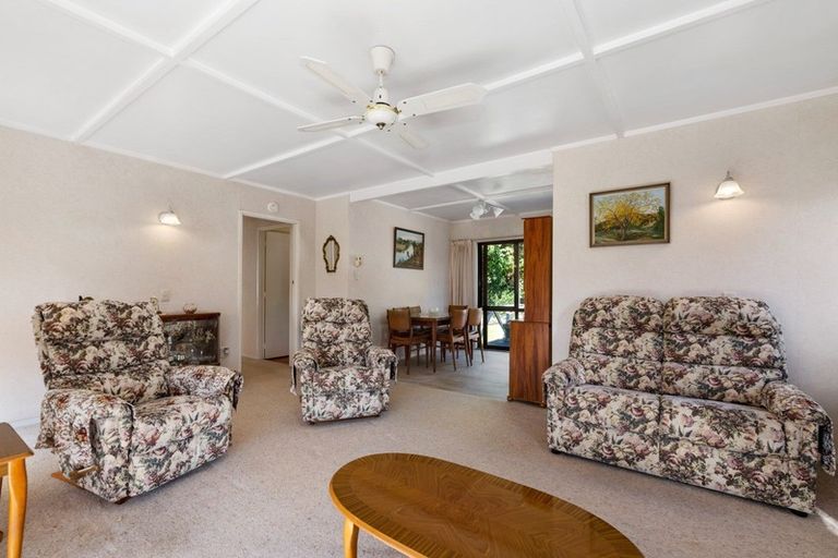 Photo of property in 10 Campbell Place, Pukehangi, Rotorua, 3015