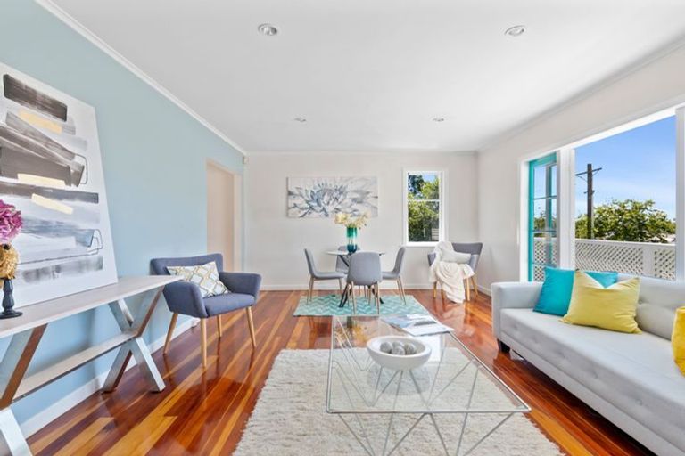 Photo of property in 1/186 Archers Road, Glenfield, Auckland, 0629