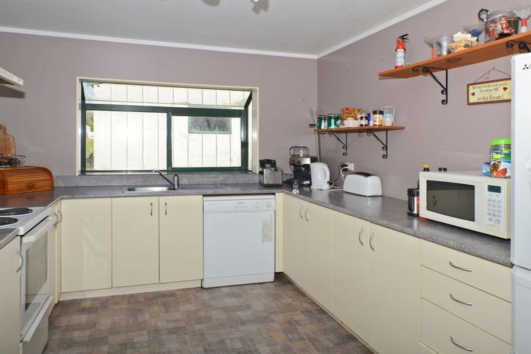 Photo of property in 310 Gumtown Road, Te Kamo, Kamo, 0185