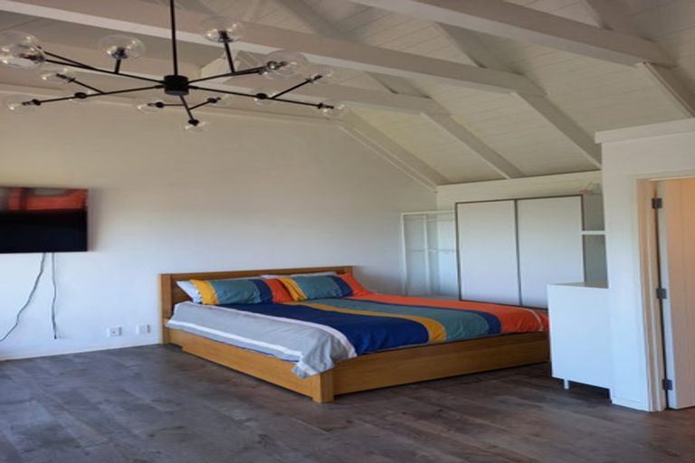 Photo of property in 6 Valhalla Drive, Beach Haven, Auckland, 0626