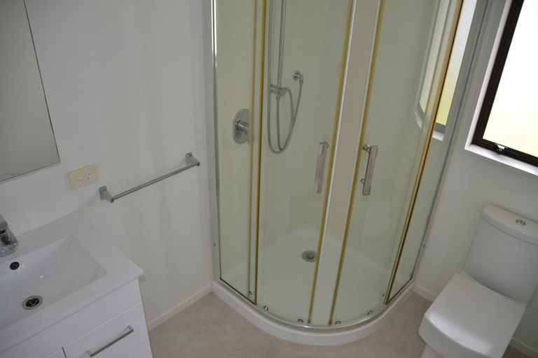 Photo of property in 580 Burtt Road, Runciman, Drury, 2578