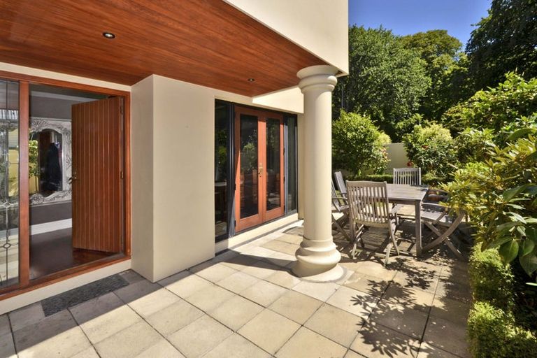 Photo of property in 29 Kahu Road, Fendalton, Christchurch, 8041