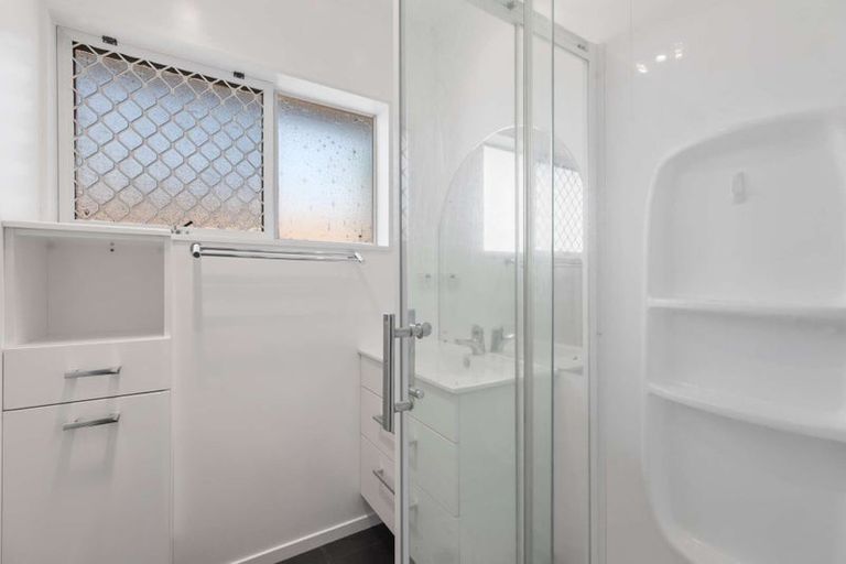 Photo of property in 1/160 Mount Albert Road, Mount Albert, Auckland, 1025