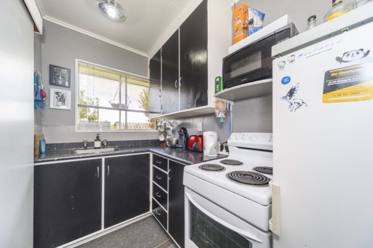 Photo of property in 8c Seaforth Avenue, Milson, Palmerston North, 4414