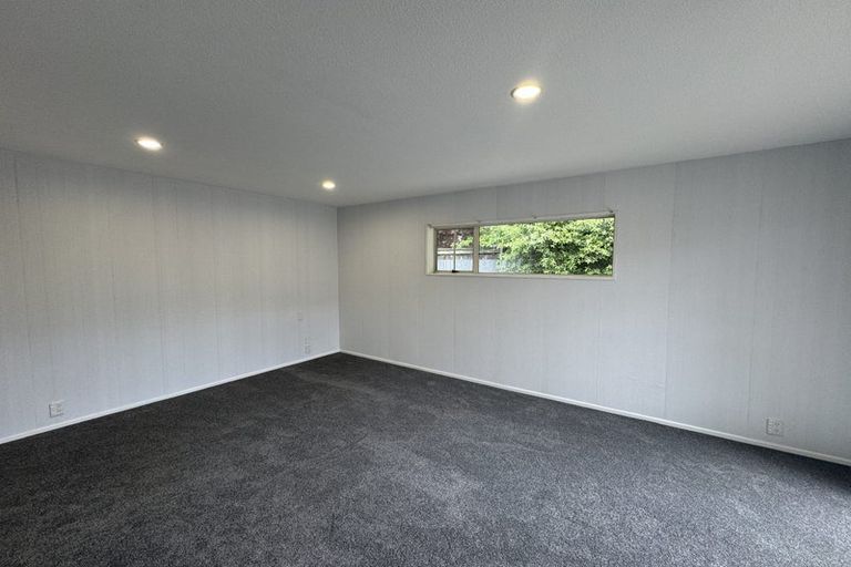 Photo of property in 2/209 Withells Road, Avonhead, Christchurch, 8042