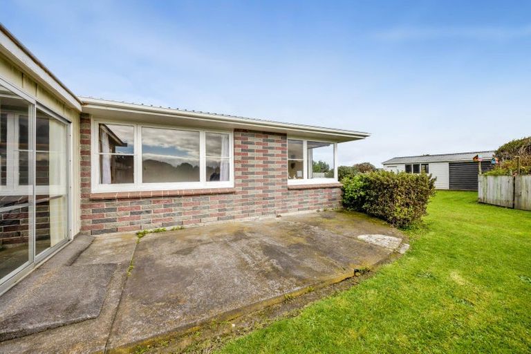 Photo of property in 46 Heaphy Road, Opunake, 4616