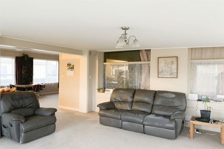 Photo of property in 9 Lock Street, Gore, 9710