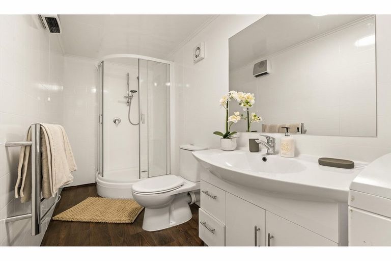 Photo of property in 32c Augusta Street, Redcliffs, Christchurch, 8081