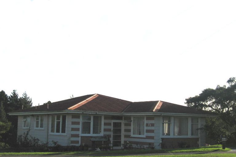 Photo of property in 33 Castor Crescent, Cannons Creek, Porirua, 5024