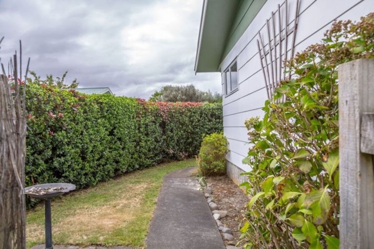 Photo of property in 41 Fisher Place, Carterton, 5713