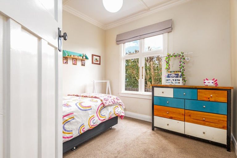 Photo of property in 92 Lyndhurst Street, Takaro, Palmerston North, 4412