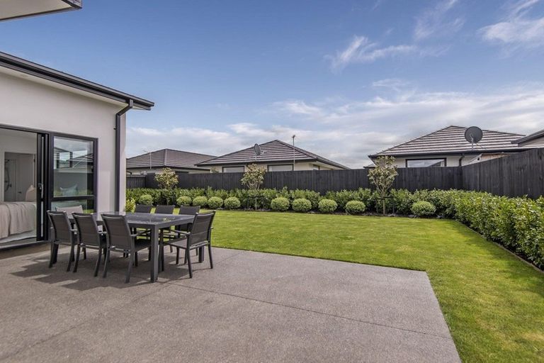 Photo of property in 6 Maka Lane, Halswell, Christchurch, 8025