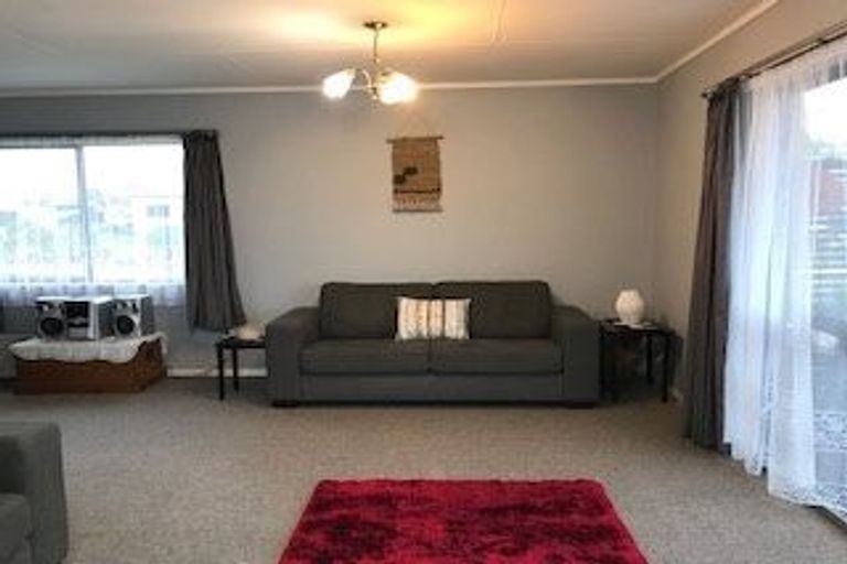 Photo of property in 43 Waimarei Avenue, Paeroa, 3600