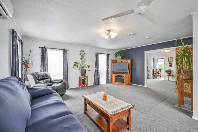 Photo of property in 83 Caernarvon Drive, Flaxmere, Hastings, 4120