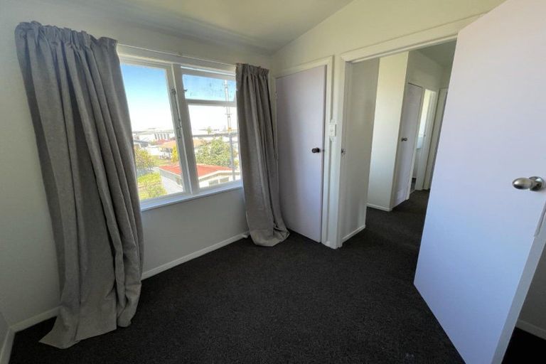Photo of property in 8 Matipo Street, Castlecliff, Whanganui, 4501