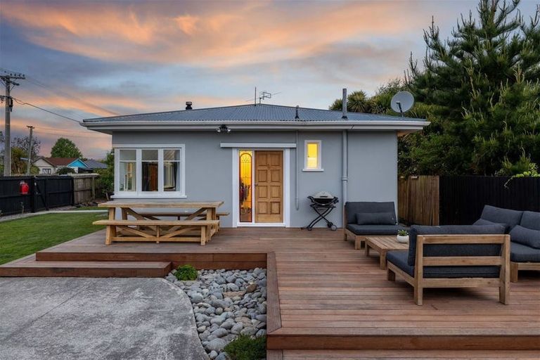 Photo of property in 24 Aylesford Street, Mairehau, Christchurch, 8013