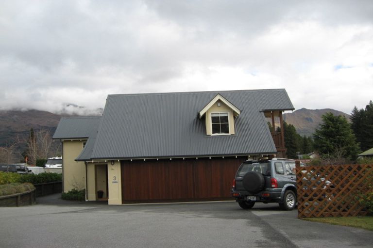 Photo of property in 3 Lindsay Place, Wanaka, 9305
