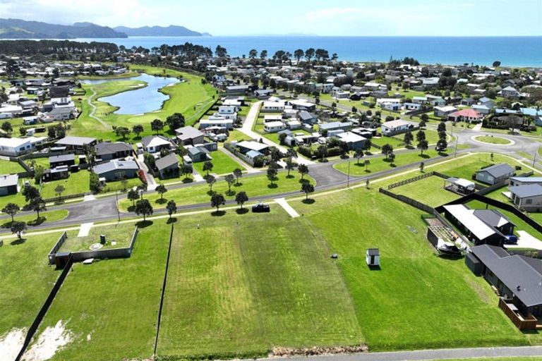 Photo of property in 334 Harbour Drive East, Matarangi, Whitianga, 3592