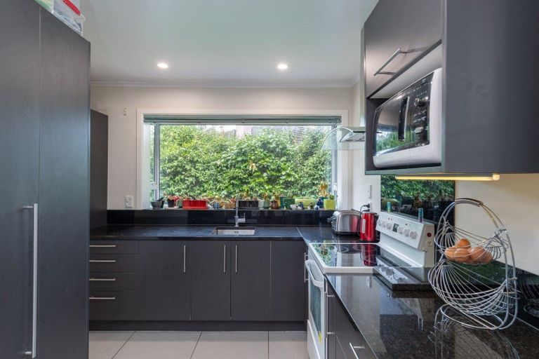 Photo of property in 8 Davis Crescent, Elderslea, Upper Hutt, 5018