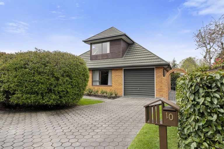 Photo of property in 10 Elvira Court, Bishopdale, Christchurch, 8053