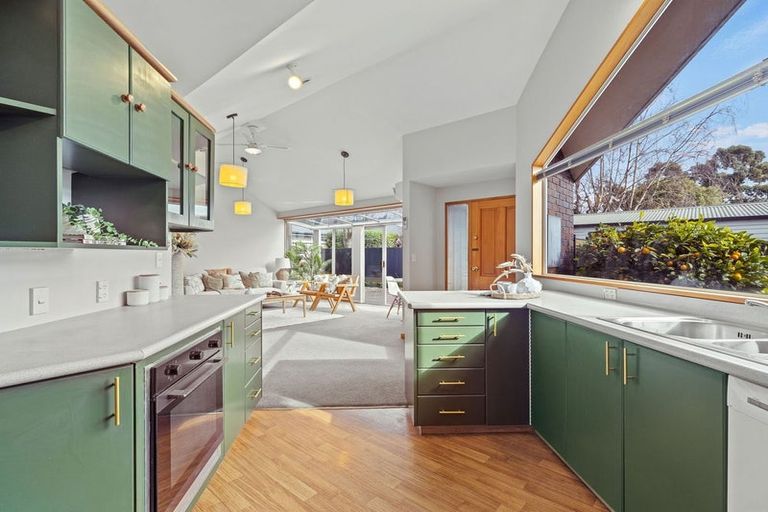 Photo of property in 2/73 Vagues Road, Northcote, Christchurch, 8052