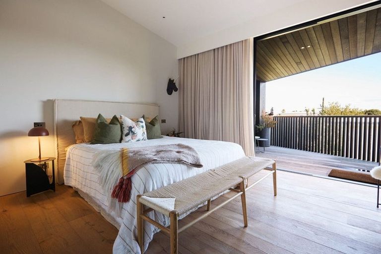 Photo of property in 65 Pitau Road, Mount Maunganui, 3116