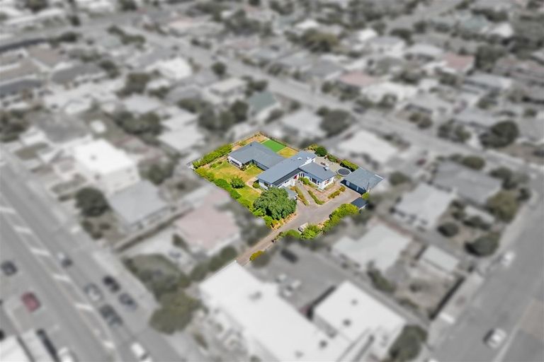 Photo of property in 67 Whites Line East, Waiwhetu, Lower Hutt, 5010