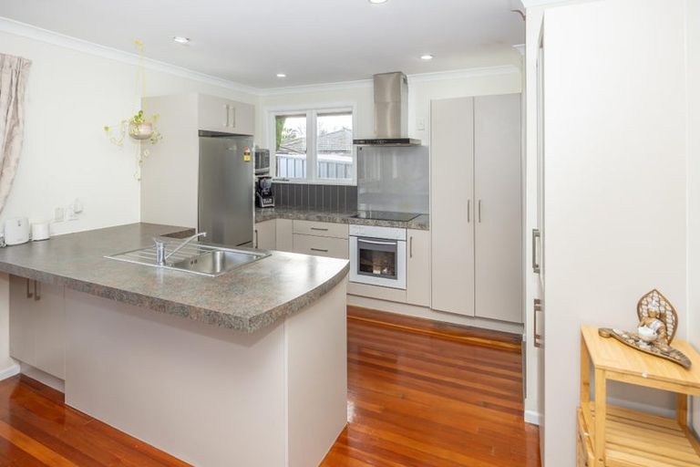 Photo of property in 17 Macdonald Road, Glenview, Hamilton, 3206