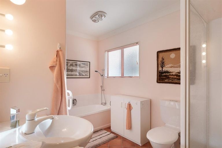 Photo of property in 320c Ohauiti Road, Ohauiti, Tauranga, 3173