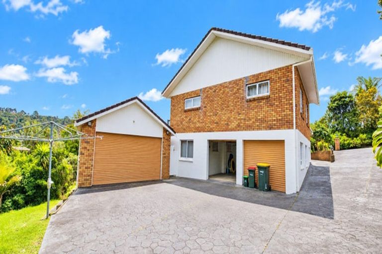 Photo of property in 21 Waipuia Place, Greenhithe, Auckland, 0632