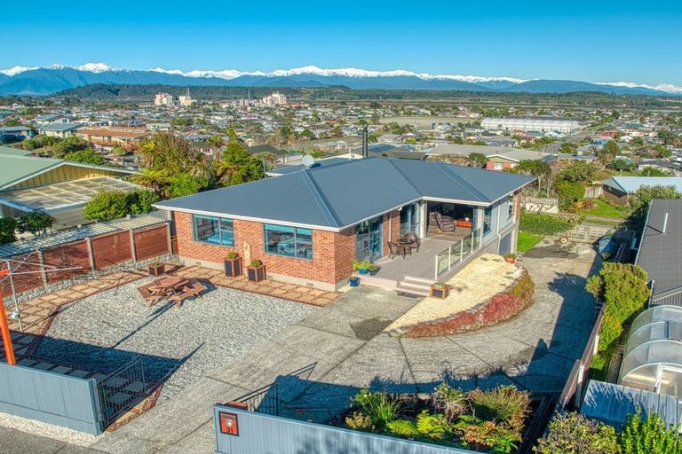 Photo of property in 31 Whitcombe Terrace, Hokitika, 7810