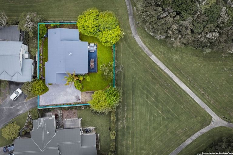 Photo of property in 15 Cinnabar Place, Westgate, Auckland, 0614