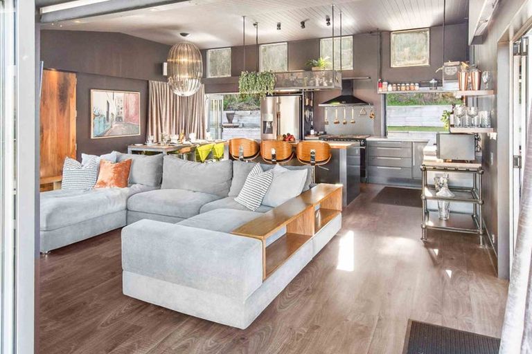 Photo of property in 16b Sainsbury Road, Fernhill, Queenstown, 9300