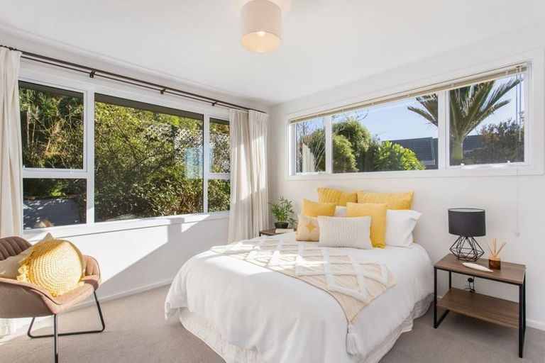 Photo of property in 1/39 Whareora Terrace, Cashmere, Christchurch, 8022