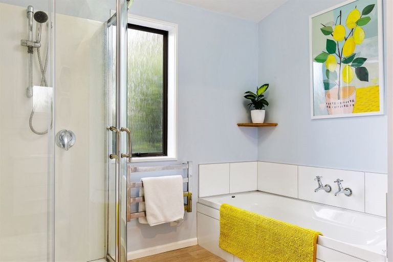 Photo of property in 9 Chatswood Place, Bishopdale, Christchurch, 8051