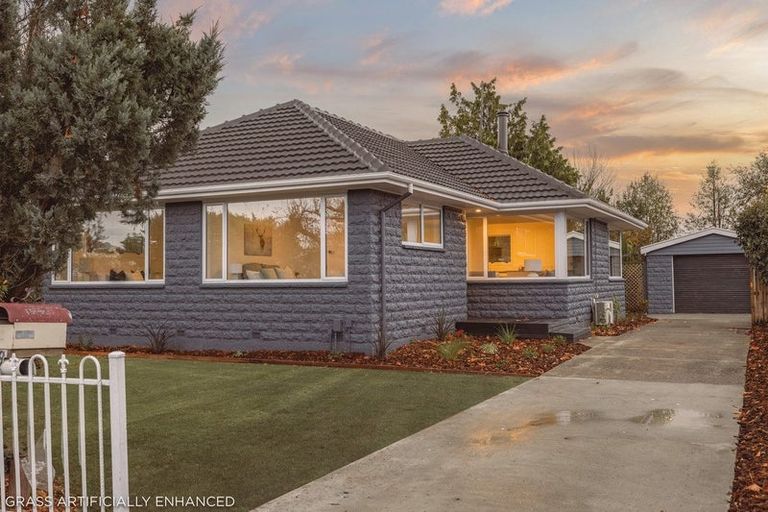 Photo of property in 19 Eglinton Street, Avondale, Christchurch, 8061