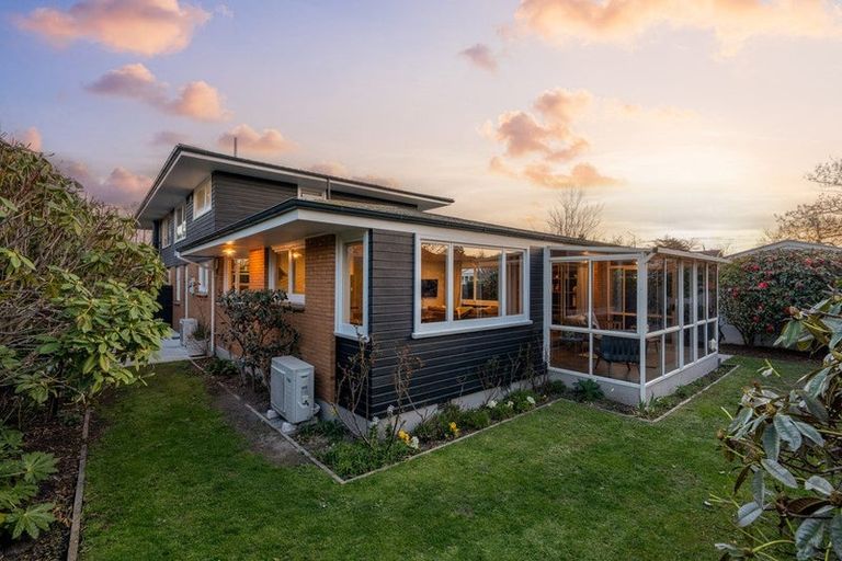 Photo of property in 108a Idris Road, Bryndwr, Christchurch, 8052